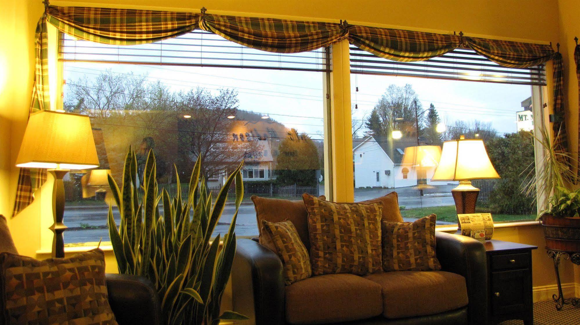Mt. Madison Inn & Suites Gorham Exteriér fotografie